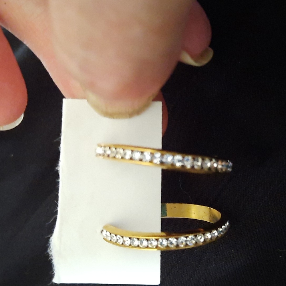 Hoop earings - Picture 3 of 5